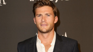 et_scott_eastwood_031015640